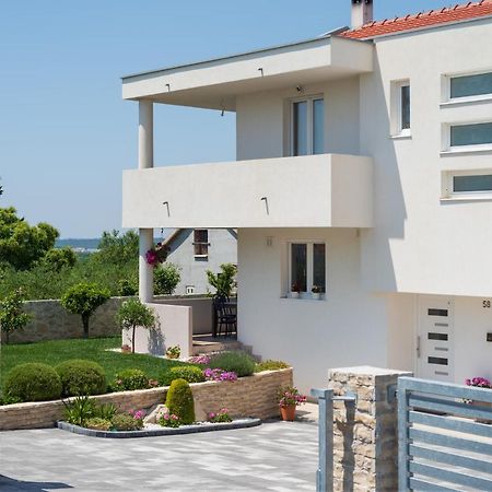 Spacious And Fully Equipped Apartment Near Zadar Smokovic Eksteriør billede